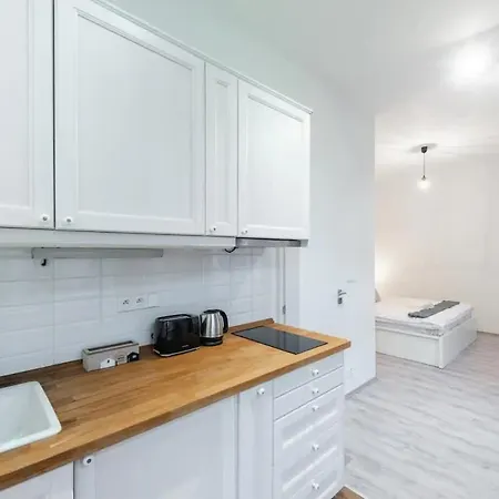 Tranquil Gem * Praag